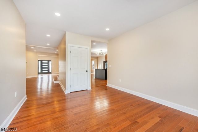 50 Grand Ave, Ridgefield Park Village, NJ 07660