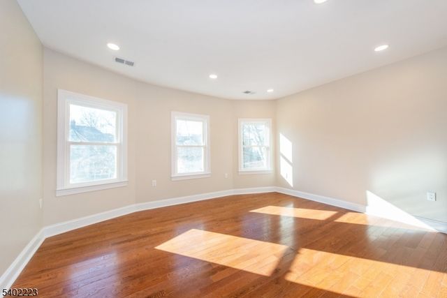 50 Grand Ave, Ridgefield Park Village, NJ 07660