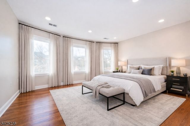 50 Grand Ave, Ridgefield Park Village, NJ 07660