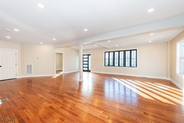 50 Grand Ave, Ridgefield Park Village, NJ 07660