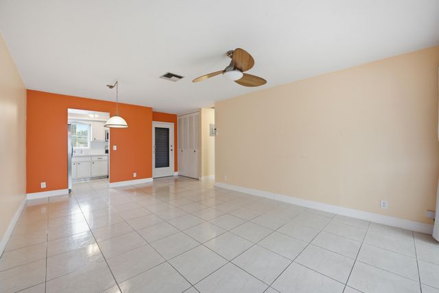 2789 Ashley Drive W C, West Palm Beach, FL 33415