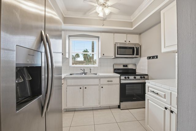 2789 Ashley Drive W C, West Palm Beach, FL 33415