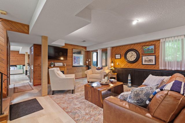 3165 N Grove Drive, Monroe, MI 48162