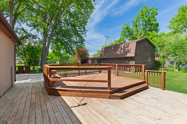 3165 N Grove Drive, Monroe, MI 48162