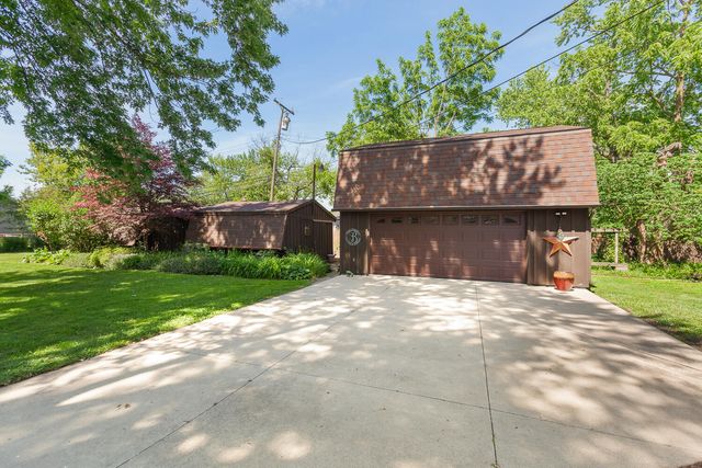 3165 N Grove Drive, Monroe, MI 48162