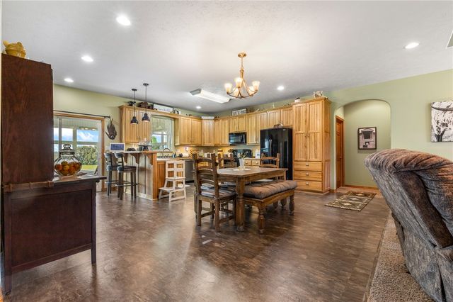 6047 Wade Road, Harrison, AR 72601