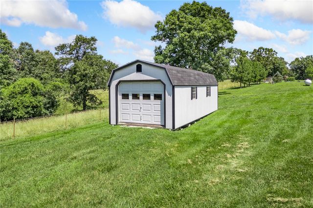 6047 Wade Road, Harrison, AR 72601