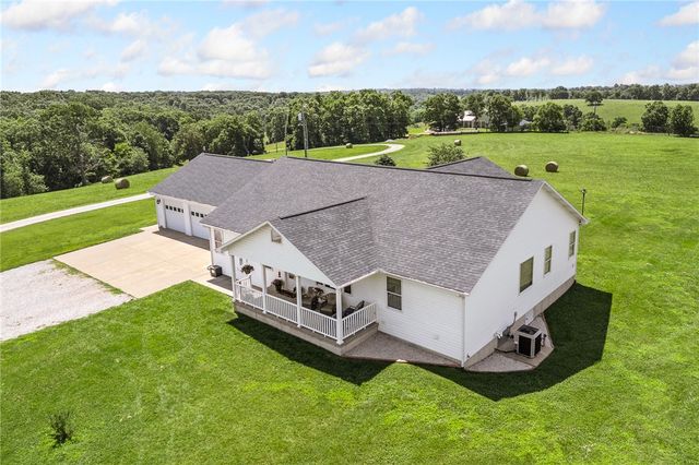 6047 Wade Road, Harrison, AR 72601