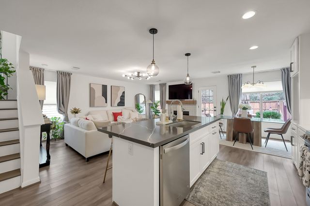 246 N Walden Elms Circle, The Woodlands, TX 77382