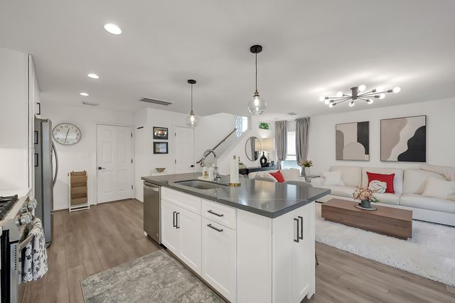 246 N Walden Elms Circle, The Woodlands, TX 77382