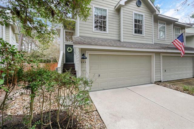 246 N Walden Elms Circle, The Woodlands, TX 77382