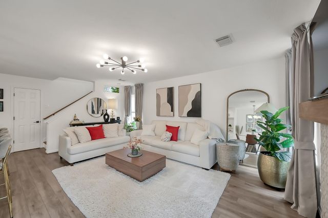 246 N Walden Elms Circle, The Woodlands, TX 77382