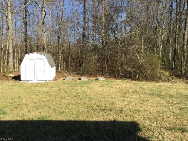 241 Meadow Run Lane, Lexington, NC 27292