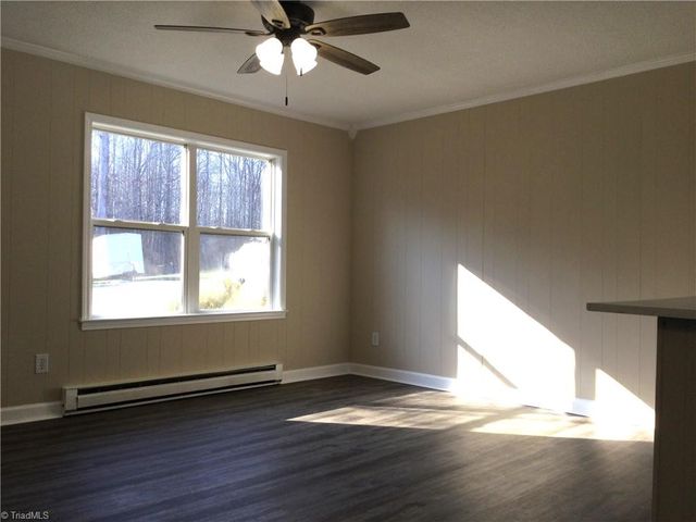 241 Meadow Run Lane, Lexington, NC 27292