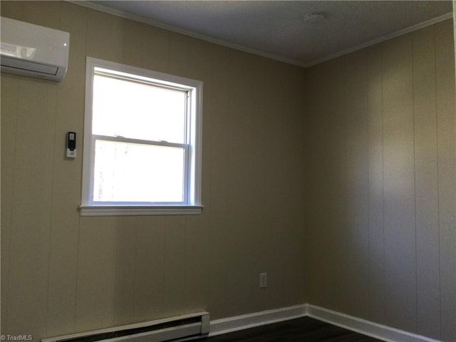 241 Meadow Run Lane, Lexington, NC 27292