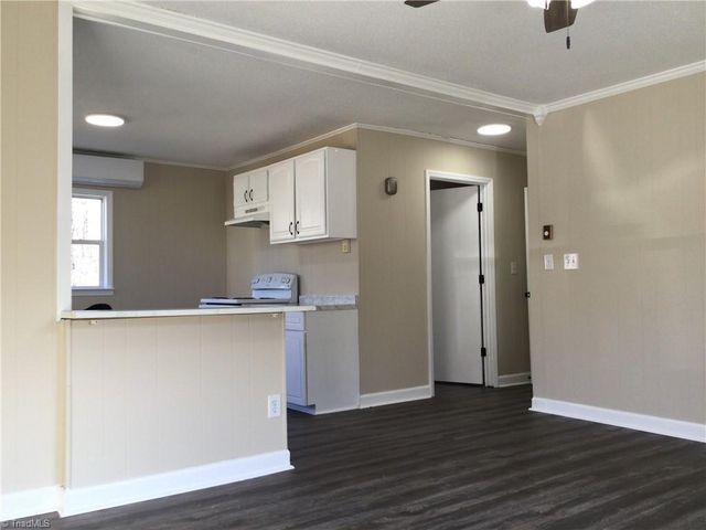 241 Meadow Run Lane, Lexington, NC 27292