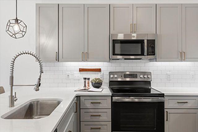 1677 54th Ave N Apt 109, Nashville, TN 37209