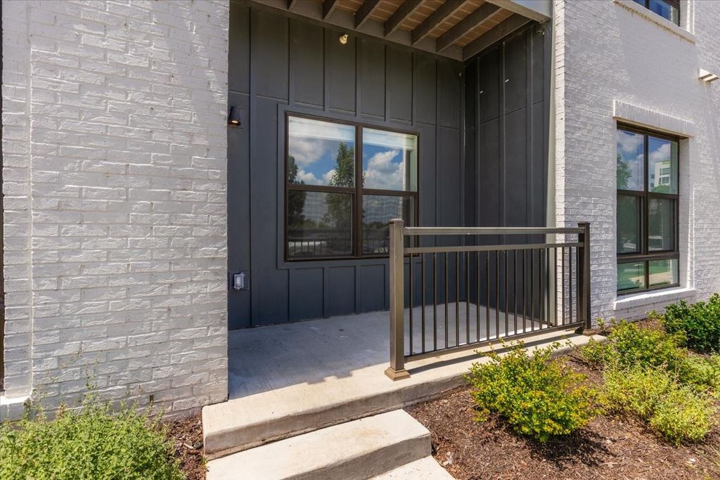 1677 54th Ave N Apt 109, Nashville, TN 37209