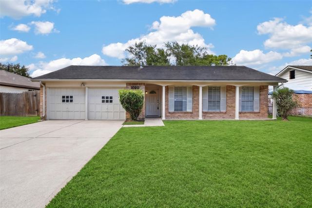 10911 Sageleaf Lane, Houston, TX 77089