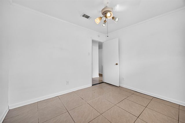 10911 Sageleaf Lane, Houston, TX 77089