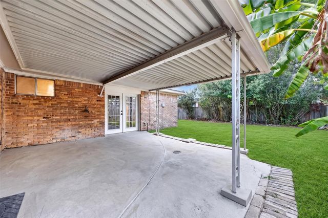 10911 Sageleaf Lane, Houston, TX 77089
