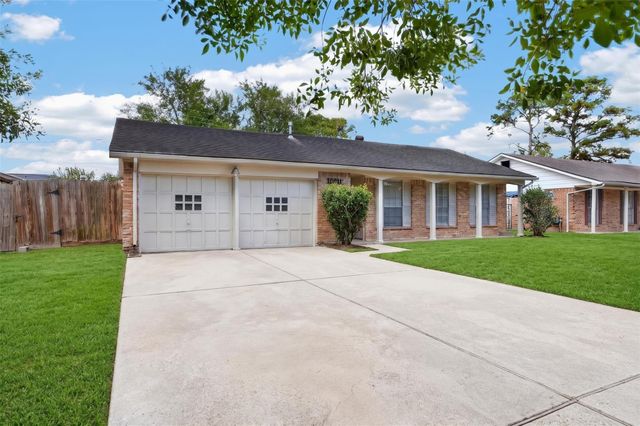 10911 Sageleaf Lane, Houston, TX 77089