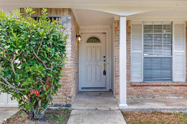 10911 Sageleaf Lane, Houston, TX 77089