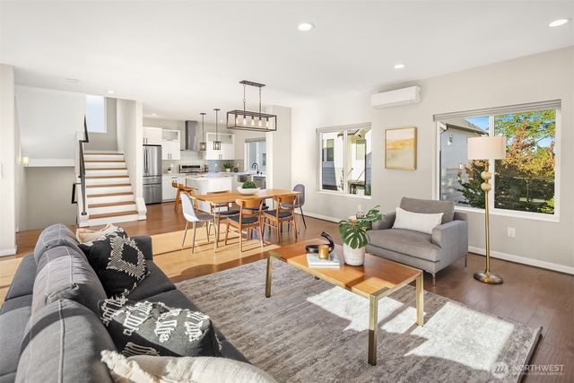 2768 SW Holden Street, Seattle, WA 98126