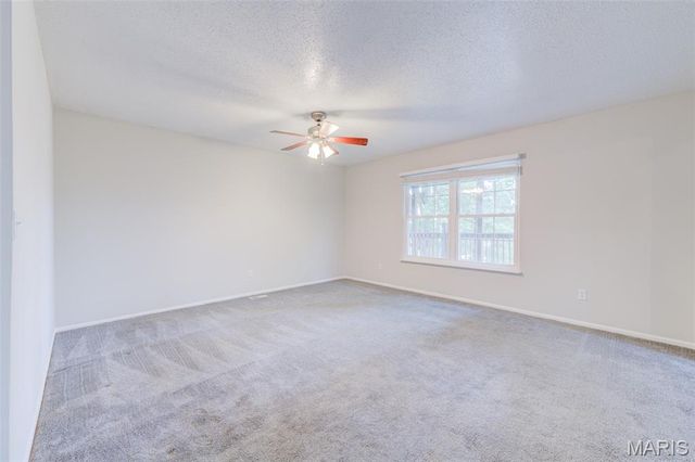 1725 Florine Boulevard F, St Charles, MO 63303