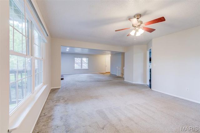 1725 Florine Boulevard F, St Charles, MO 63303