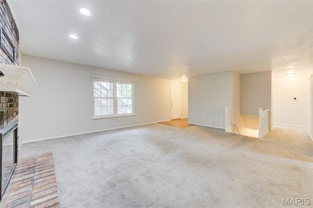 1725 Florine Boulevard F, St Charles, MO 63303