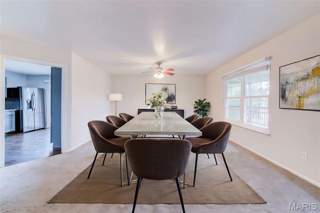 1725 Florine Boulevard F, St Charles, MO 63303