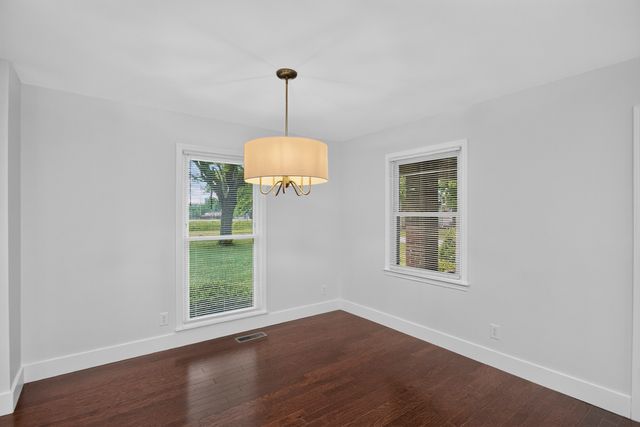 647 52 E Highway, E, Portland, TN 37148