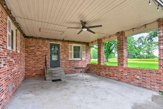 647 52 E Highway, E, Portland, TN 37148