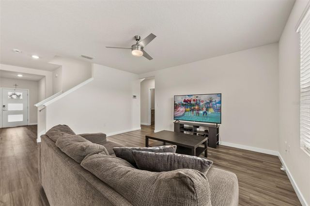 416 TALISI LOOP, St Cloud, FL 34771