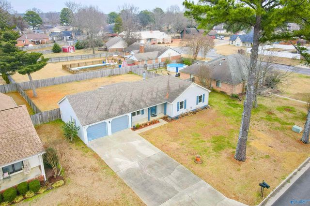 2204 Duncansby Drive SW, Decatur, AL 35603