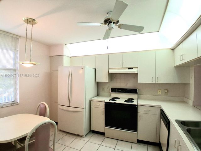 10368 NW 24th Place 307, Sunrise, FL 33322