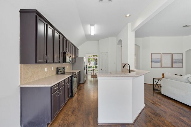 3323 Rollingwood, Montgomery, TX 77356