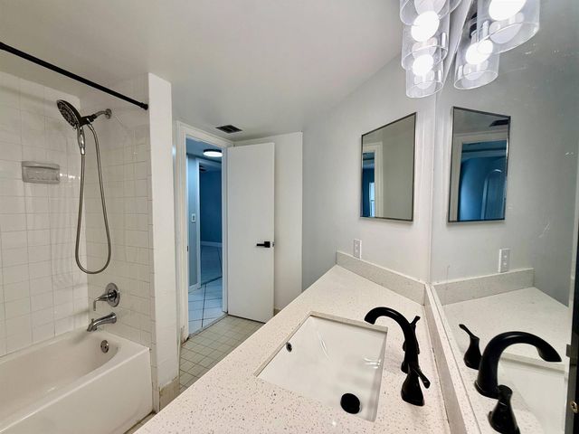 9633 Riverside Drive E2, Coral Springs, FL 33071