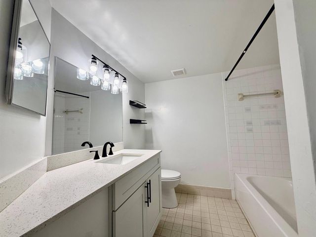 9633 Riverside Drive E2, Coral Springs, FL 33071