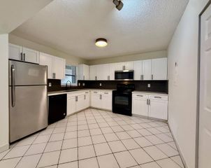 9633 Riverside Drive E2, Coral Springs, FL 33071