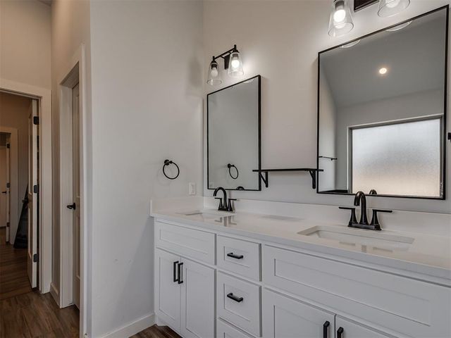 6260 NE Moffat Road, Piedmont, OK 73078