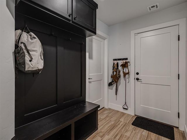 6260 NE Moffat Road, Piedmont, OK 73078