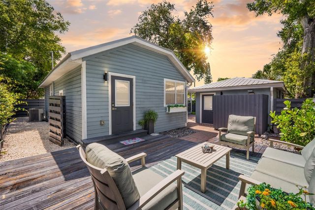 1841 LAUREL STREET, Sarasota, FL 34236