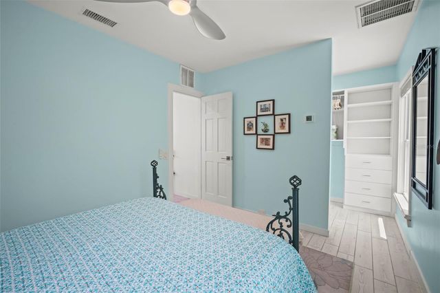 1841 LAUREL STREET, Sarasota, FL 34236