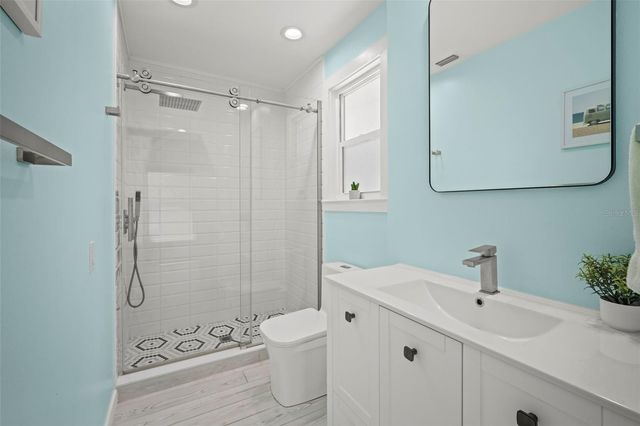 1841 LAUREL STREET, Sarasota, FL 34236