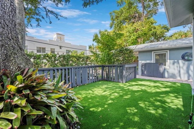 1841 LAUREL STREET, Sarasota, FL 34236