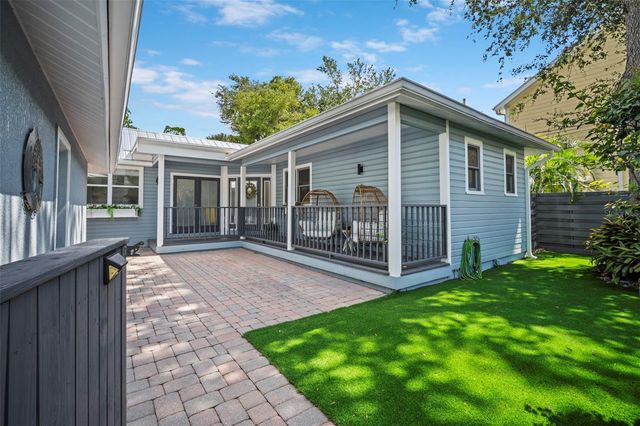 1841 LAUREL STREET, Sarasota, FL 34236