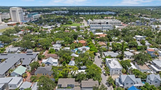 1841 LAUREL STREET, Sarasota, FL 34236