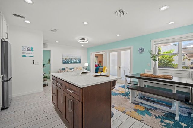 1841 LAUREL STREET, Sarasota, FL 34236